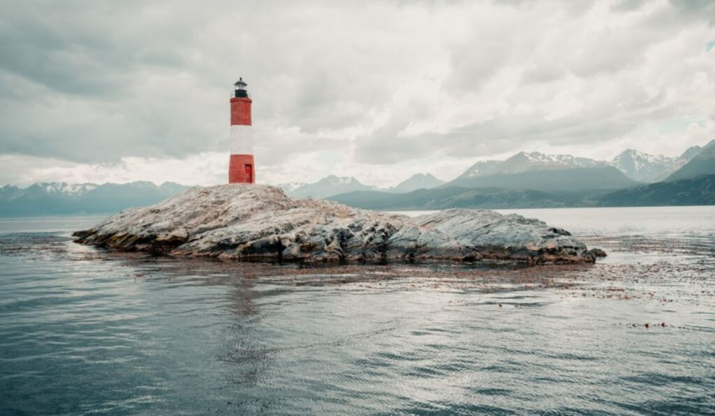 El emblemático Faro Les Éclaireurs